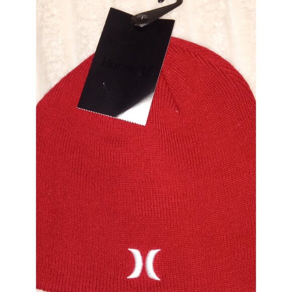 Hurley Icon Staples Beanie Hat One Size Fits Most Red White Logo New with Tags - Picture 1 of 4